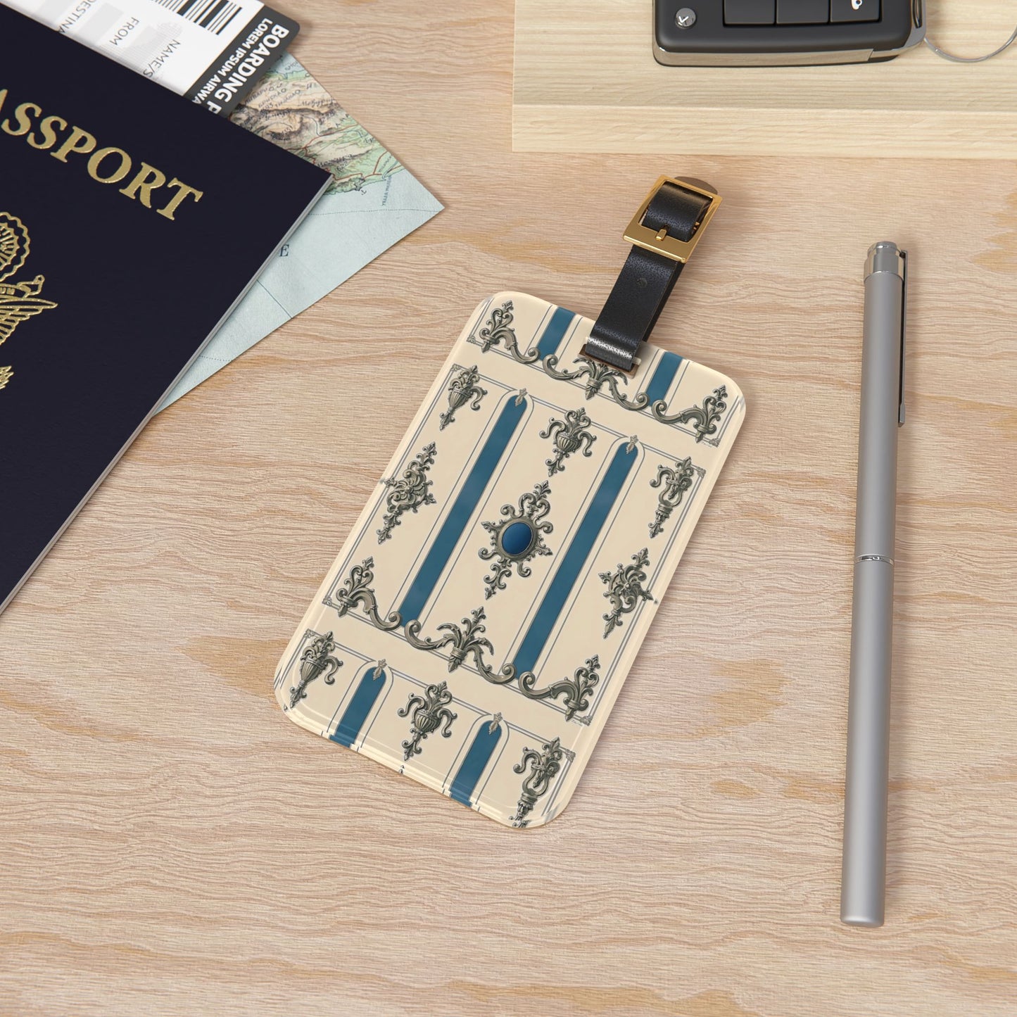 Elegant Vintage-Style Luggage Tag - Travel Accessory for Stylish Wanderers - Alabaster & Ocean Blue Baroque