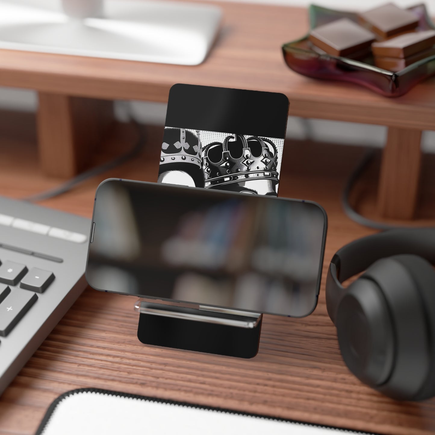 Stylish Smartphone Display Stand, Perfect Gift for Tech Lovers, Desk Accessory, Modern Home Decor, Desk Organization