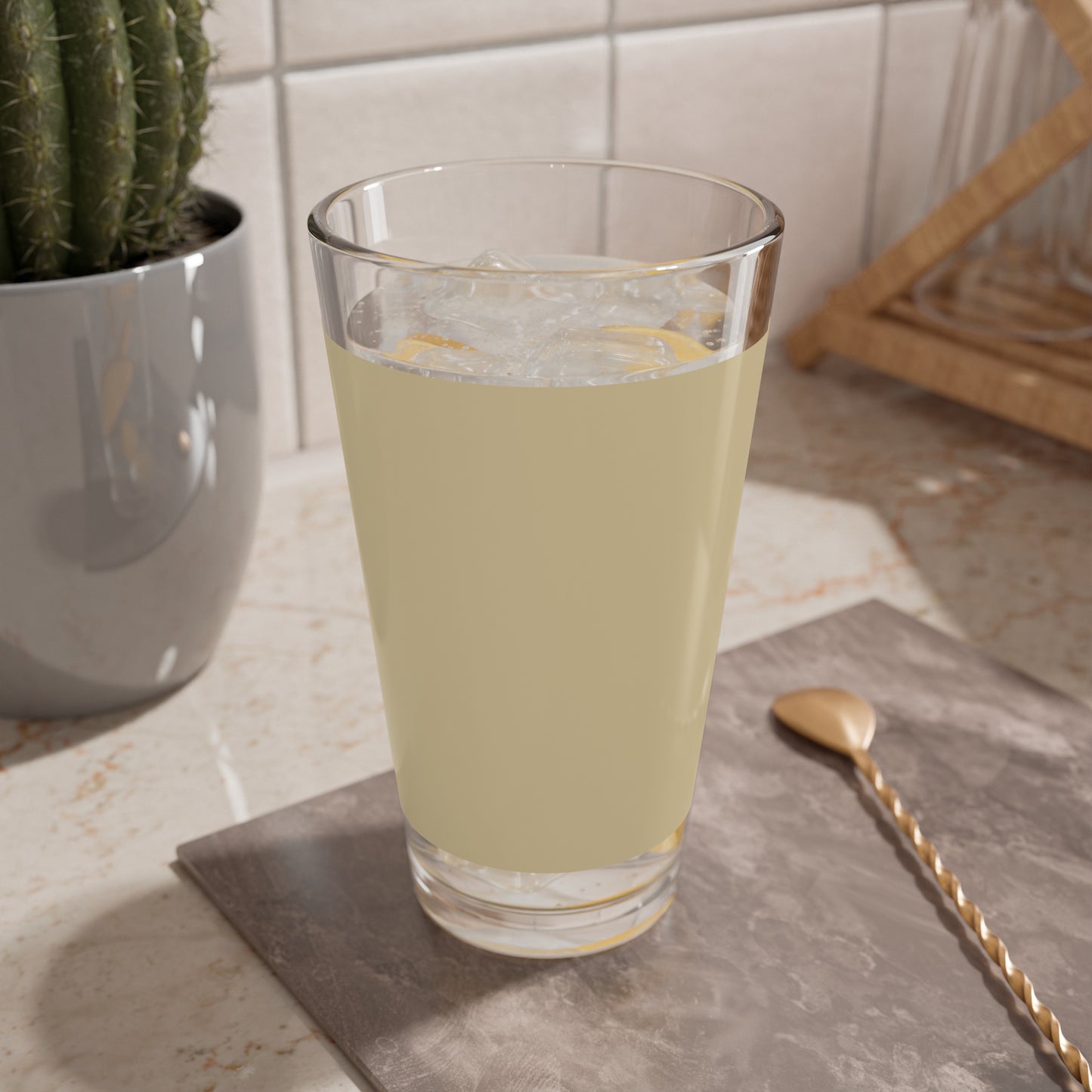 Vanilla Wheat Stylish Mixing Glass, Perfect for Cocktails, Smoothies, Gift for Bartenders, Home Entertaining, Unique Kitchen Decor