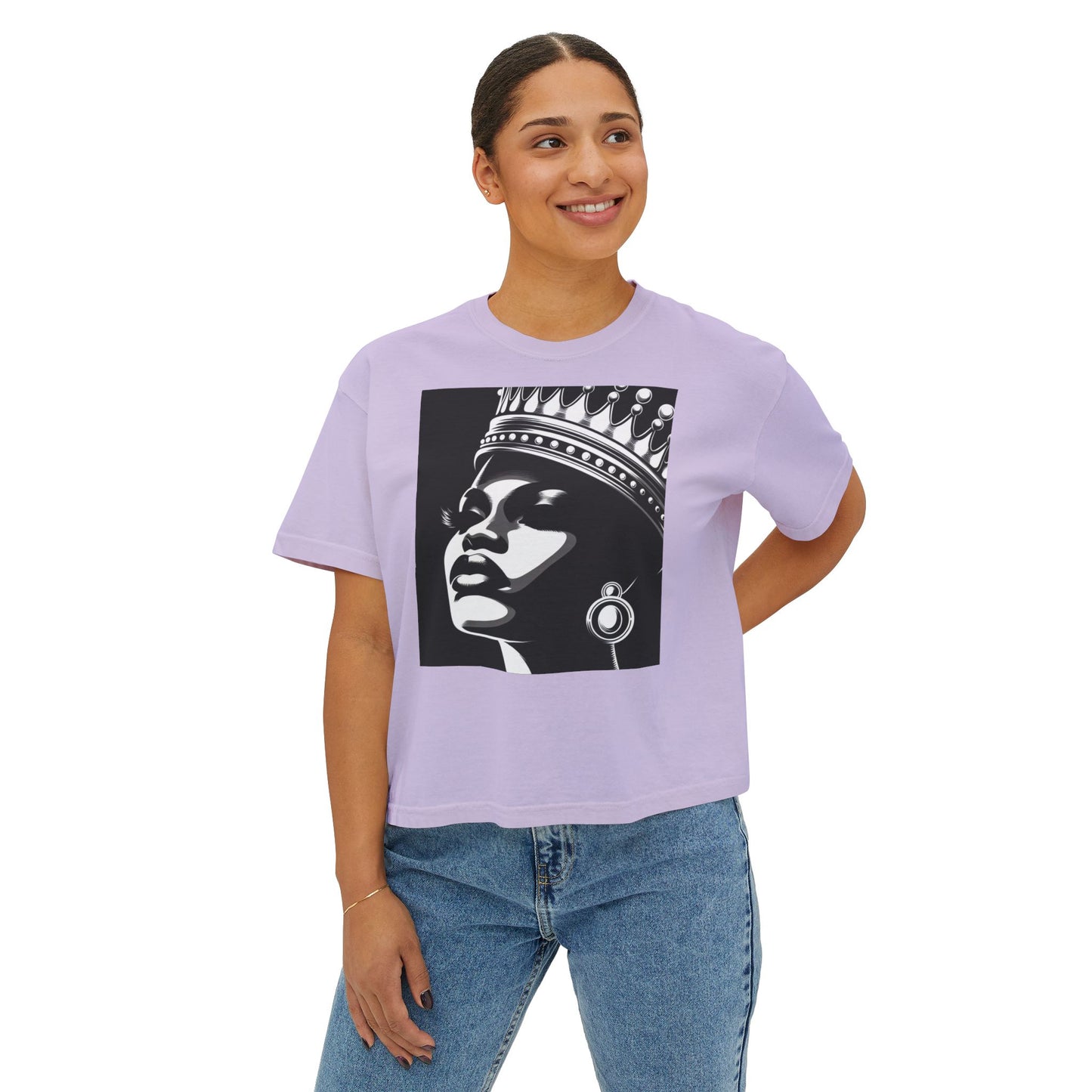 Empowering Women's Boxy Tee - Crowned Beauty Graphic Shirt, Fashionable Streetwear, Gift for Her, Casual Style, Birthday Gift