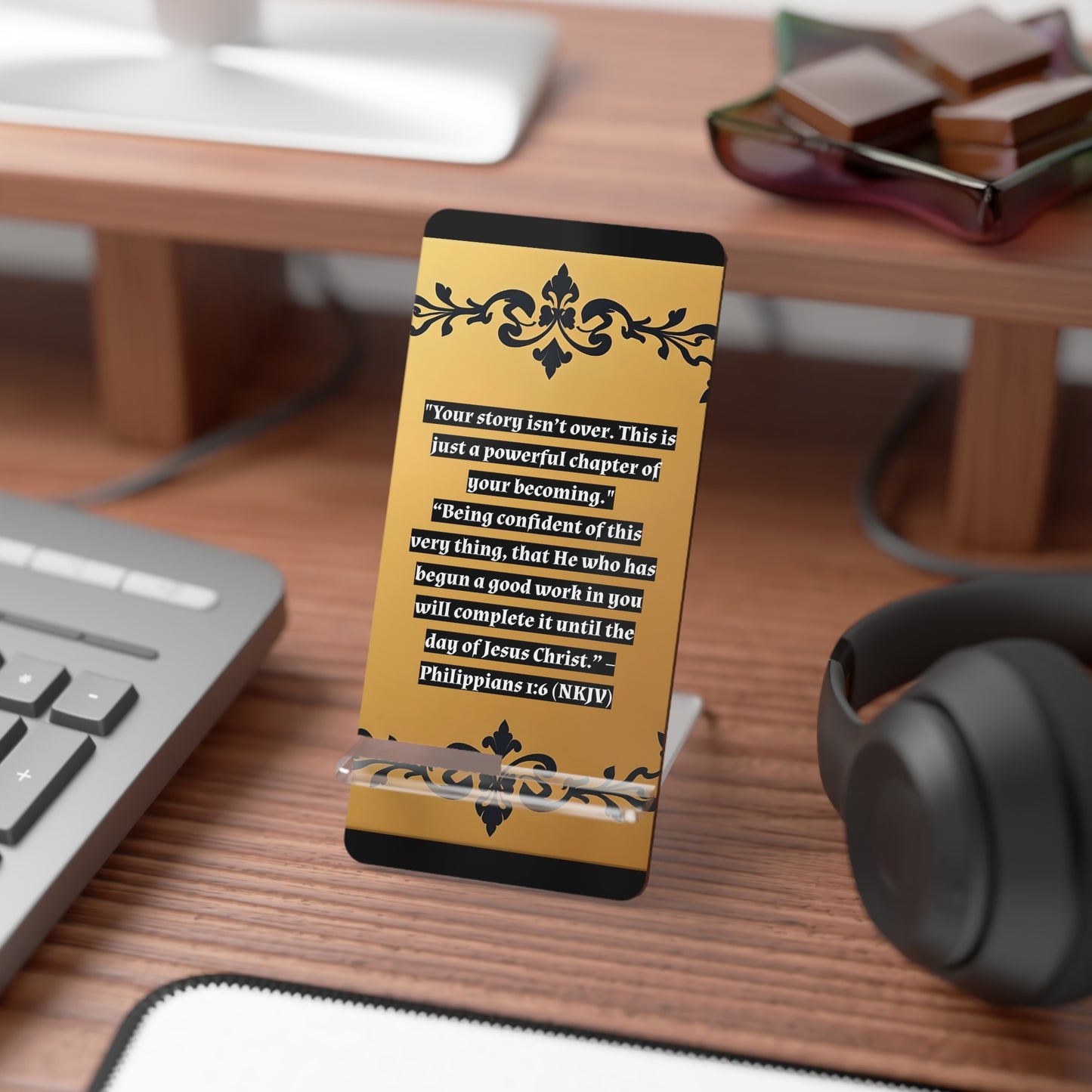 Smartphone Stand - Elegant Floral Gold Damask - Positive Affirmation 'Your story isn't over'