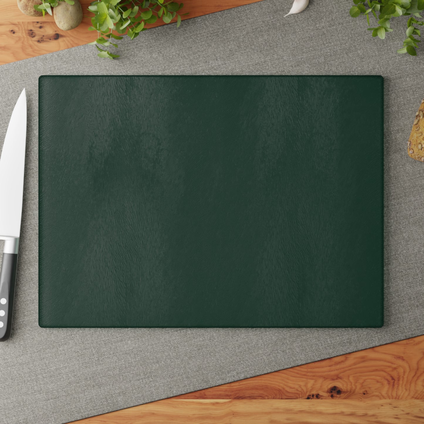 Elegant Midnight Green Custom Glass Cutting Board, Personalized Kitchen Décor, Wedding Gift, Housewarming, Culinary Gifting