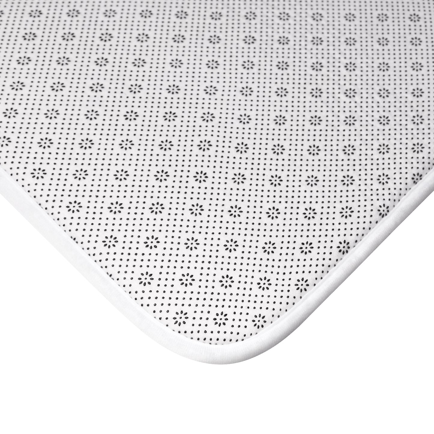 Elegant Piano Roses Bath Mat - Stylish Bathroom Decor