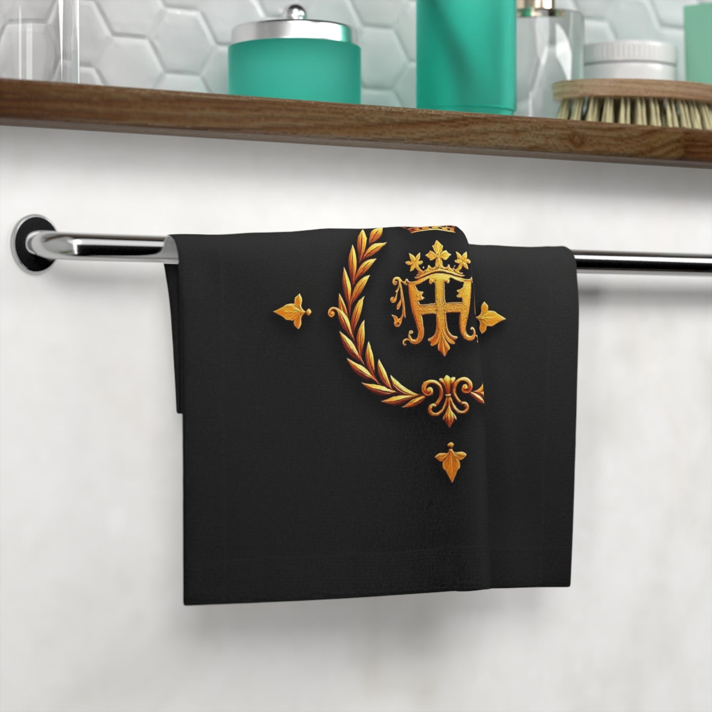 Royal Monogram Face Towel, Luxurious Hand Towel, Elegant Bathroom Decor, Perfect Wedding Gift, Spa Day Accessory - Gold Crest