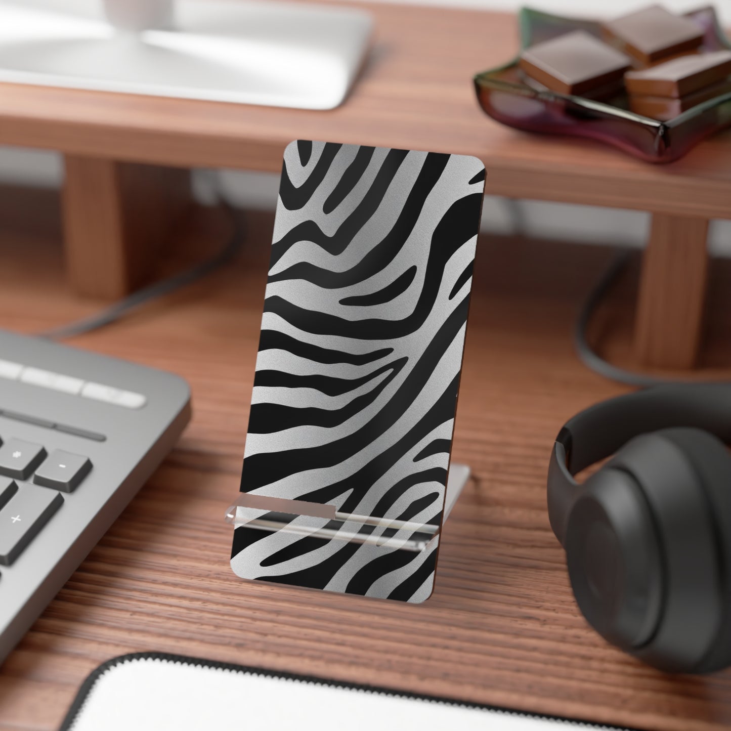 Zebra Print Smartphone Stand - Stylish Mobile Display Holder for Desk - Silver