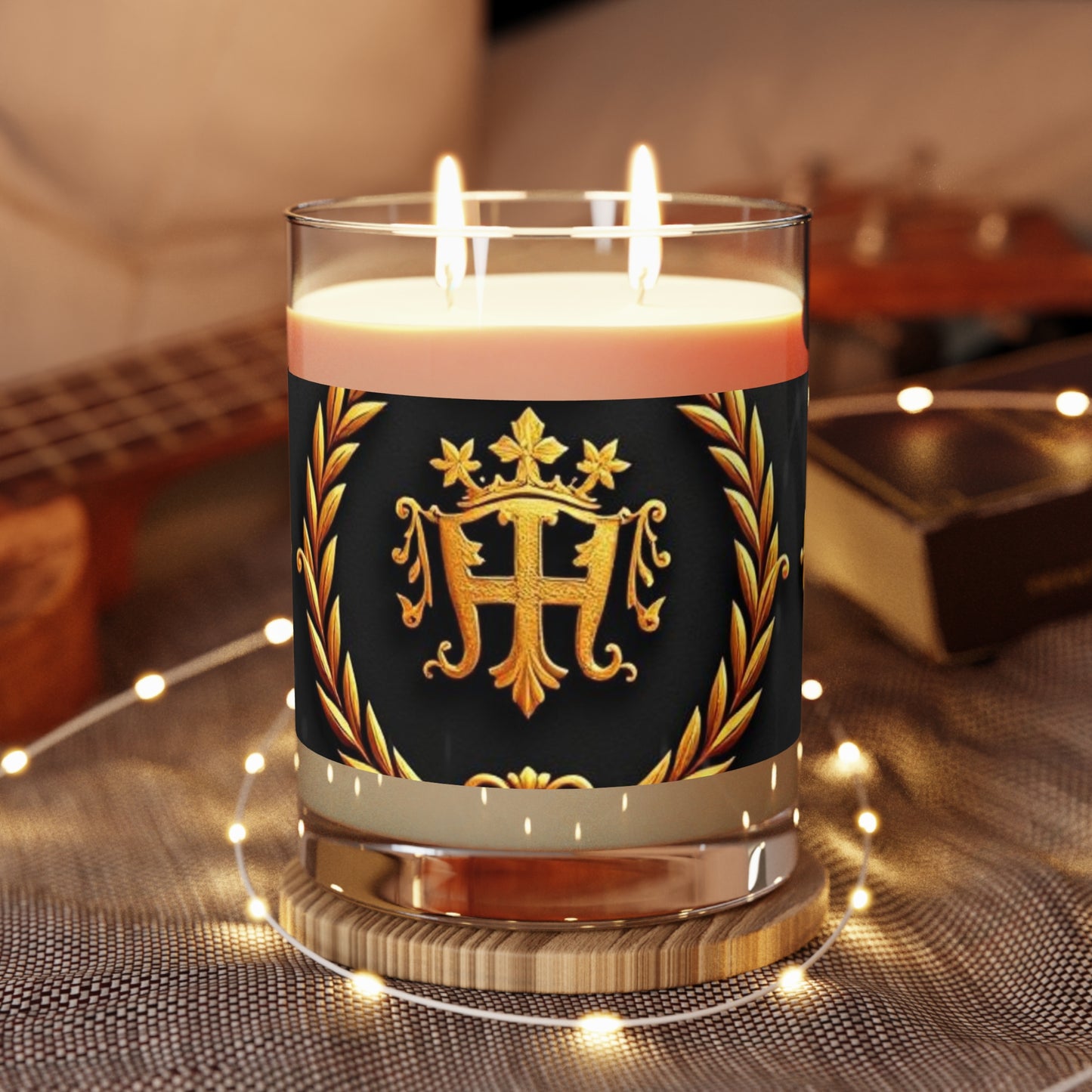 Luxury Scented Candle, Elegant Home Decor, Gift for Her, Aromatherapy Candle, Relaxation Essential, Black and Gold Design
