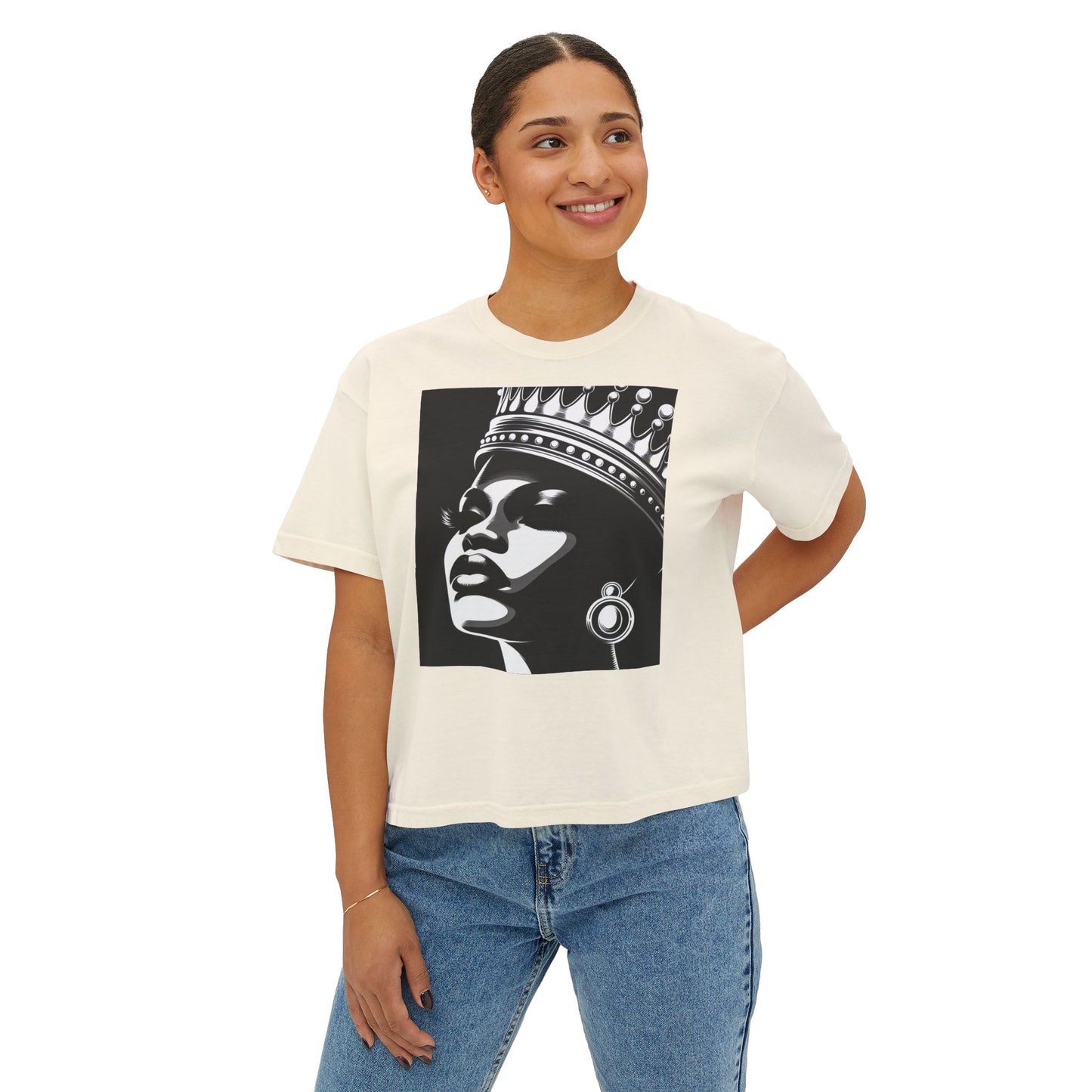 Empowering Women's Boxy Tee - Crowned Beauty Graphic Shirt, Fashionable Streetwear, Gift for Her, Casual Style, Birthday Gift
